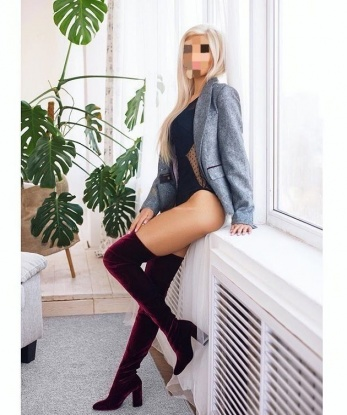 Зульфия, 21 год, 2 размер груди